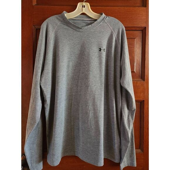 Under Armour Large Grey Long Sleeve Shirt - Picture 1 of 6